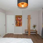 Ada's Buka Auf Dem Felsberg * Lautertal (Odenwald)