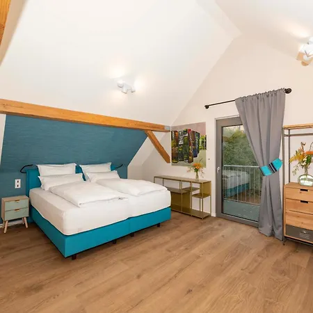 Hytte Ada's Buka Auf Dem Felsberg *