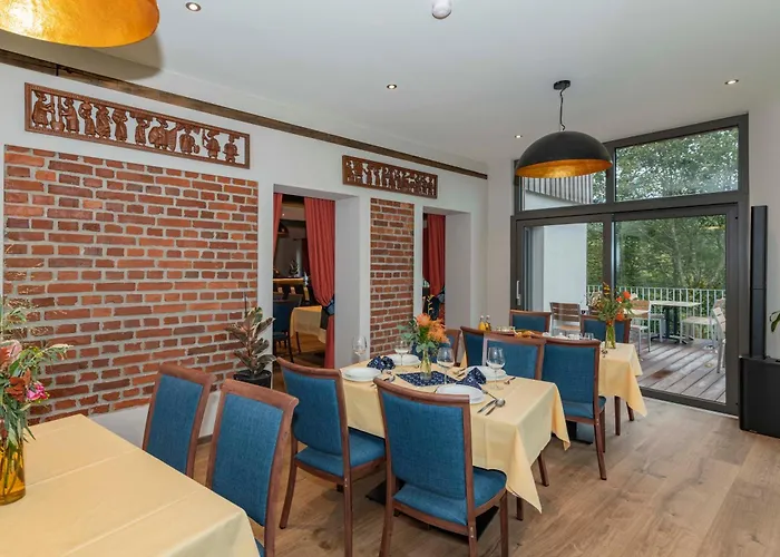 Ada's Buka Auf Dem Felsberg Gerendaház *