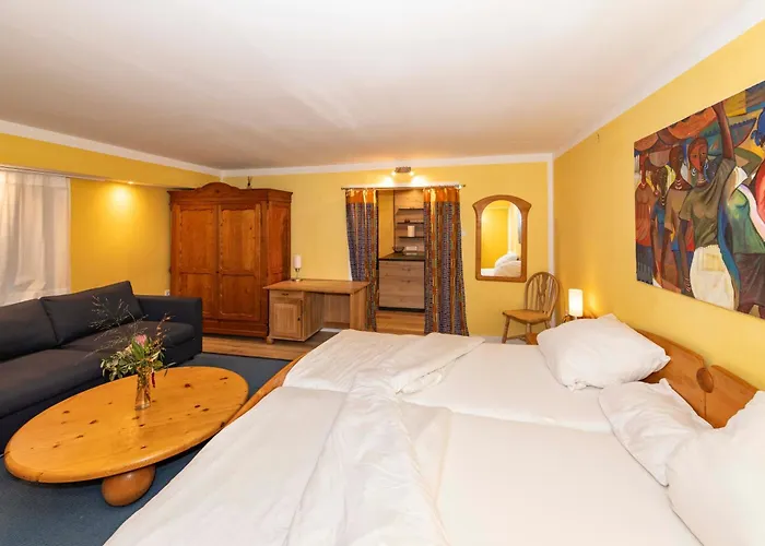 Ada's Buka Auf Dem Felsberg Gerendaház *