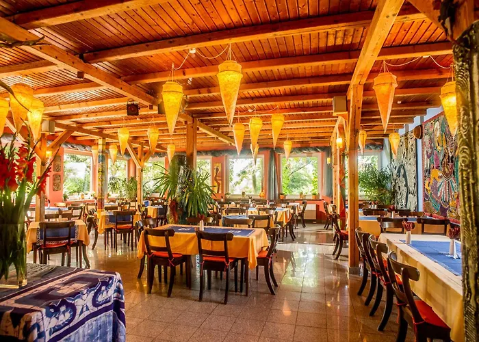 Ada's Buka Auf Dem Felsberg Gerendaház *